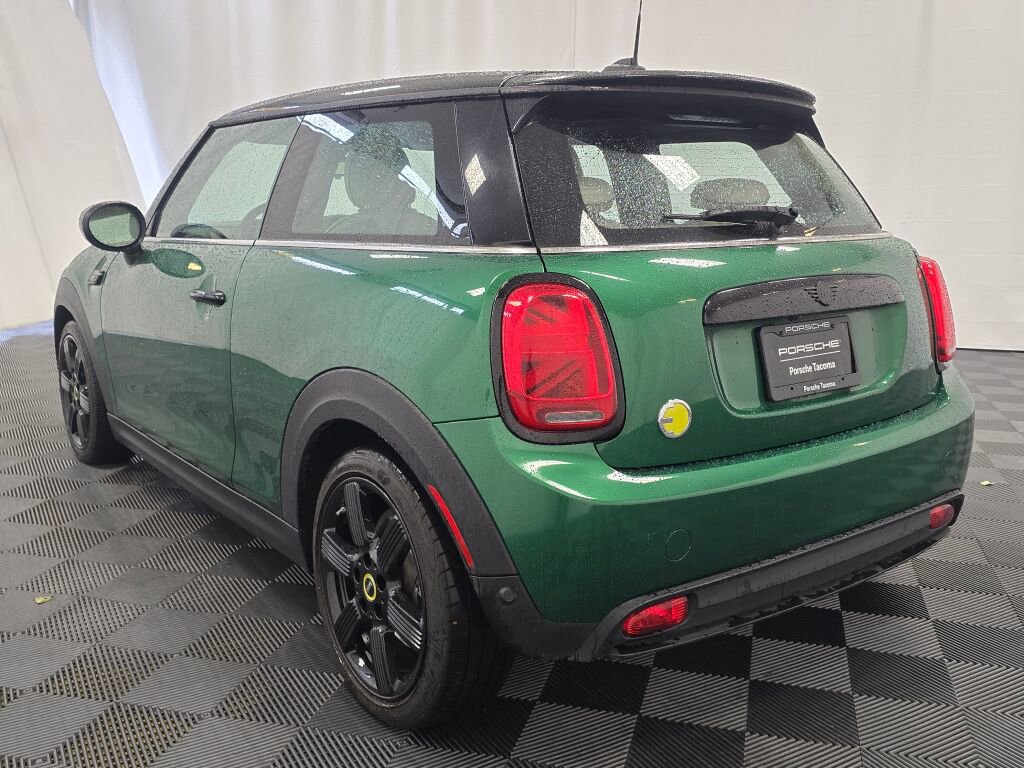 Used 2023 MINI Cooper SE image 3