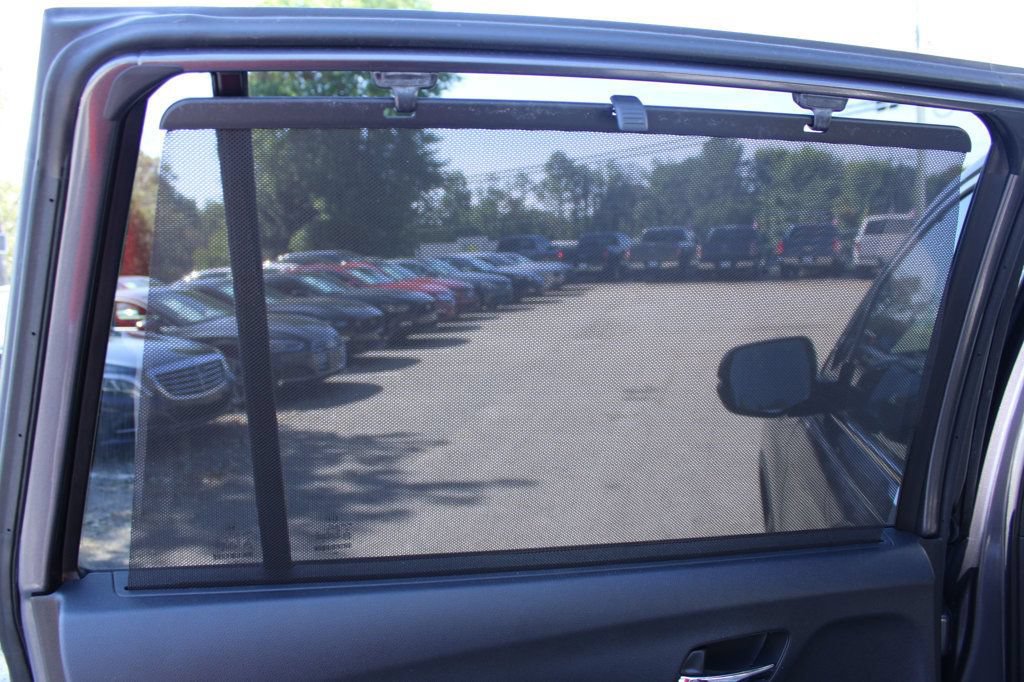 Used 2016 Honda Pilot Touring image 37