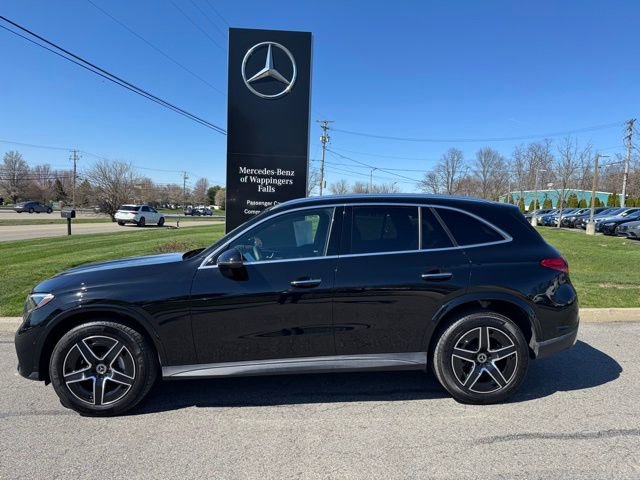 Certified 2025 Mercedes-Benz GLC 300 4MATIC image 2
