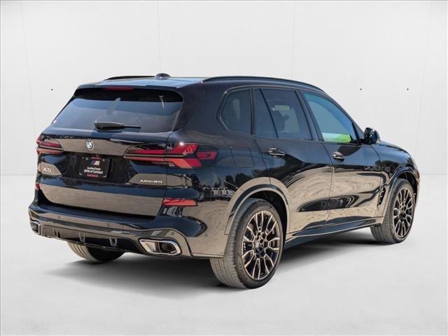 Used 2026 BMW X5 xDrive40i w/ M Sport Package AWD/4WD image 2