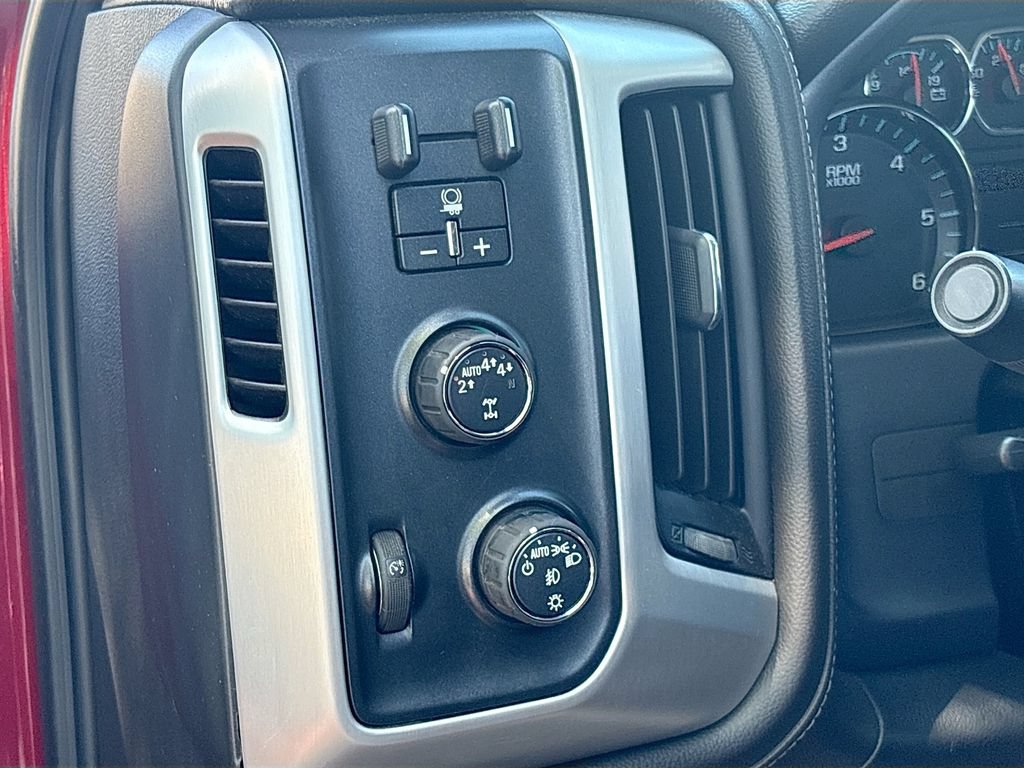 Used 2018 GMC Sierra 1500 SLT w/ Texas SLT Premium Package AWD/4WD image 10