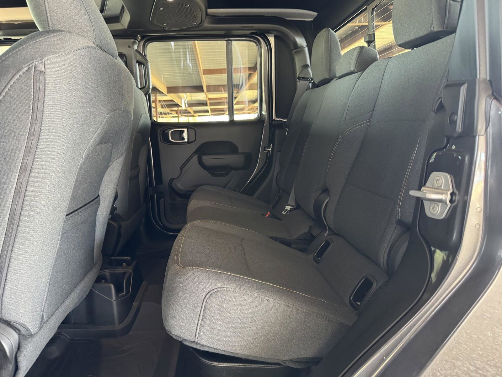 New 2026 Jeep Gladiator Sport image 25