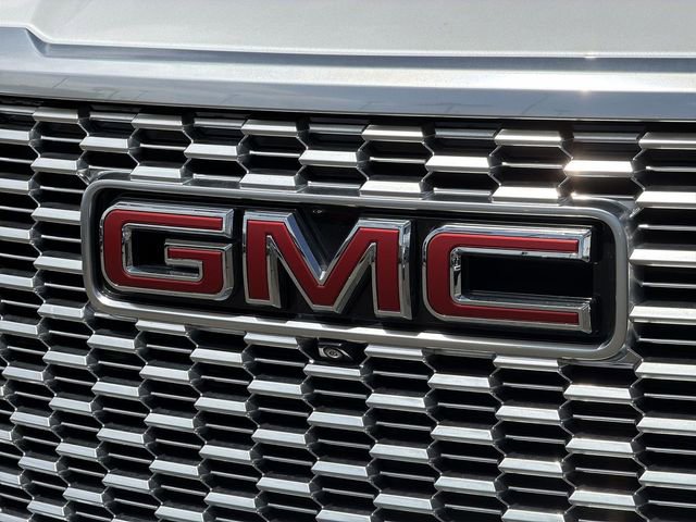 Used 2023 GMC Yukon XL Denali w/ Denali Reserve Package RWD image 31