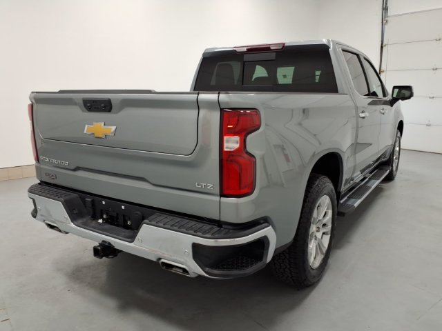 Used 2025 Chevrolet Silverado 1500 LTZ w/ LTZ Premium Package AWD/4WD image 3