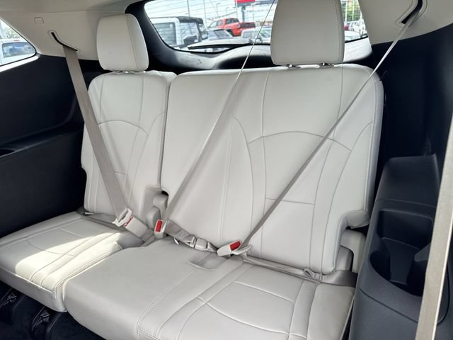 Certified 2022 Buick Enclave Essence w/ Experience Buick Package FWD image 14