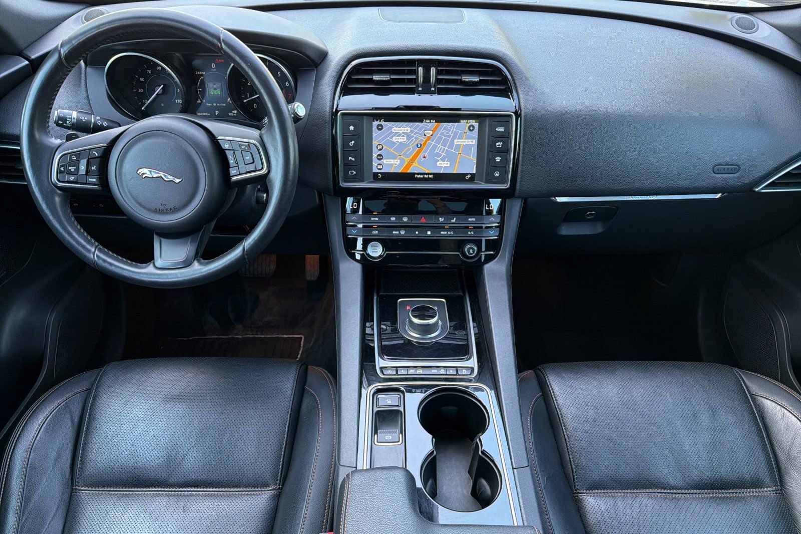 Used 2017 Jaguar F-PACE Prestige AWD/4WD image 13