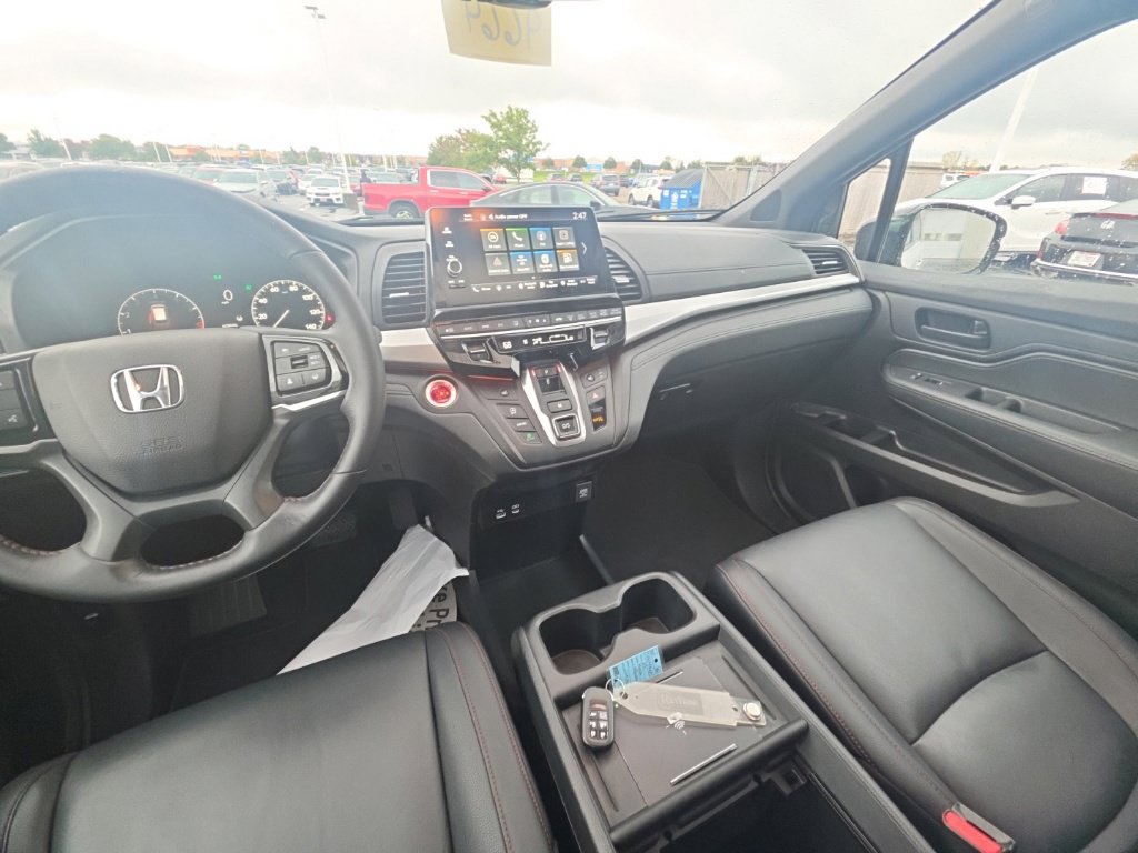 Used 2025 Honda Odyssey Sport-L image 26