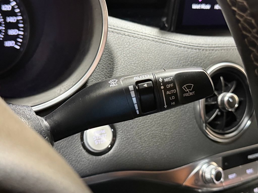 Used 2022 Kia Stinger GT-Line RWD image 24