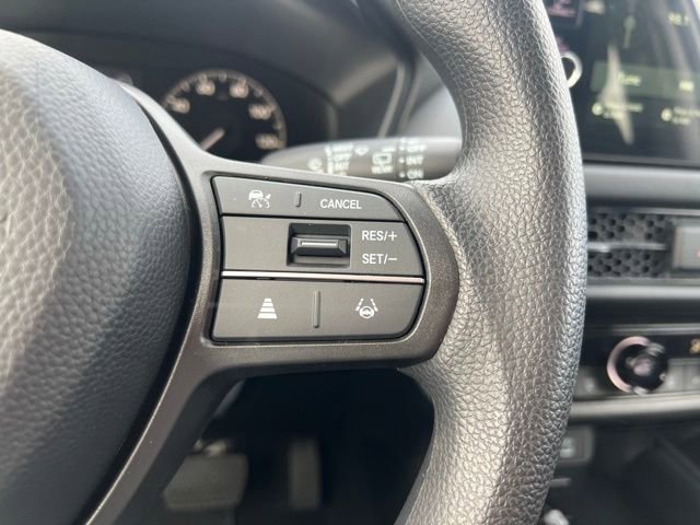 New 2026 Honda HR-V LX image 17