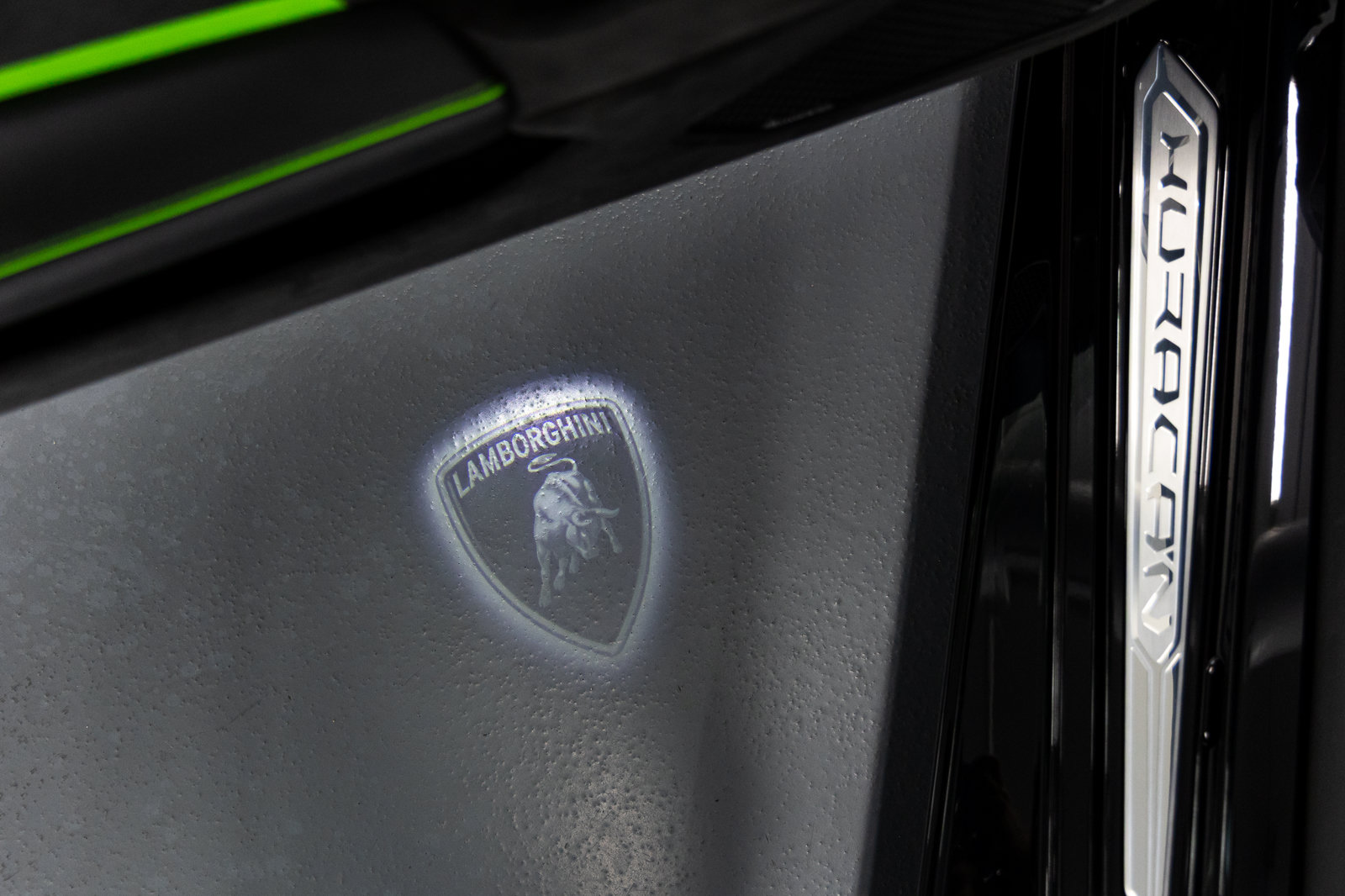 Used 2023 Lamborghini Huracan Tecnica RWD image 29