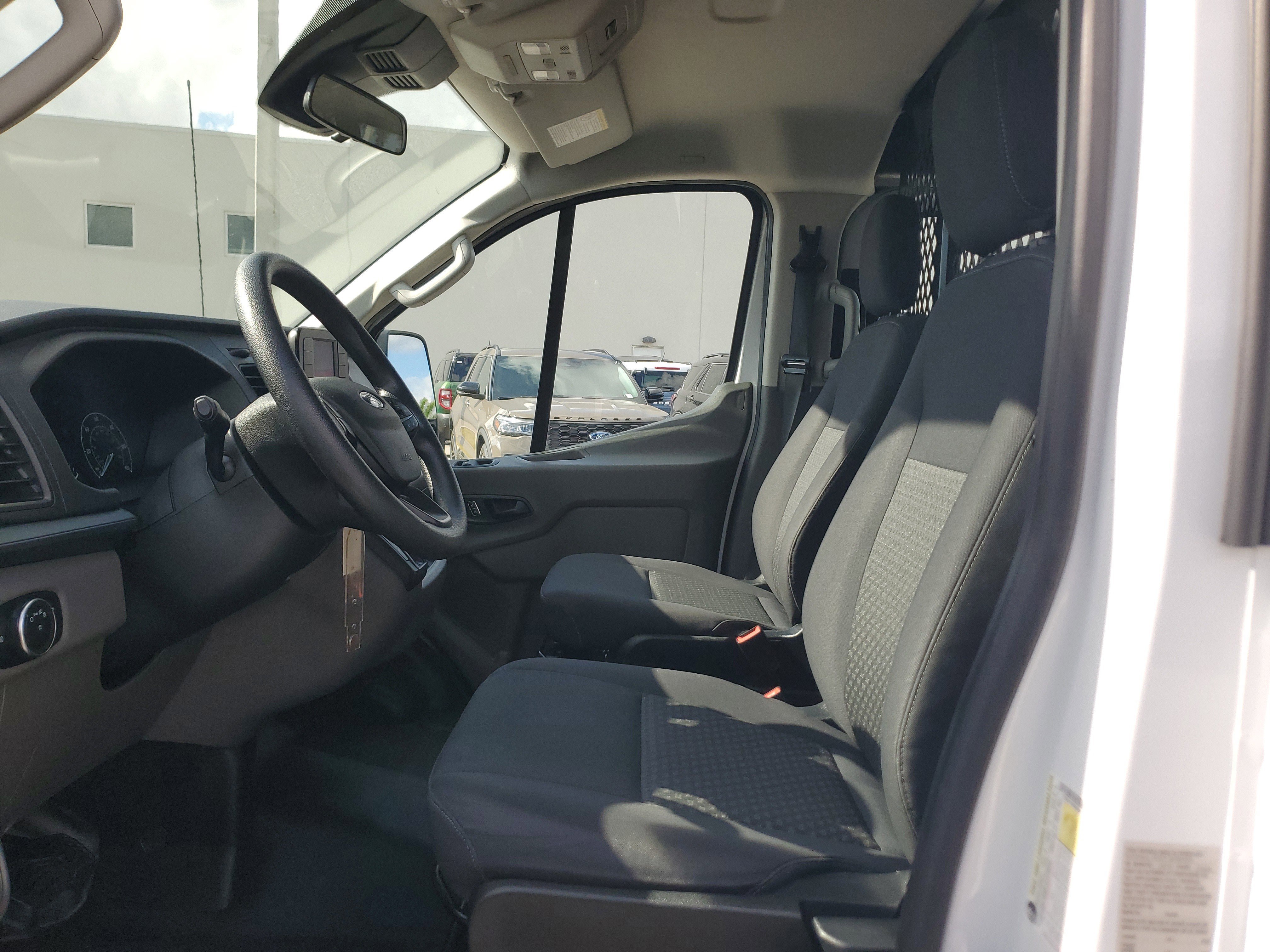 Used 2024 Ford Transit 250 Low Roof w/ Exterior Upgrade Package image 15