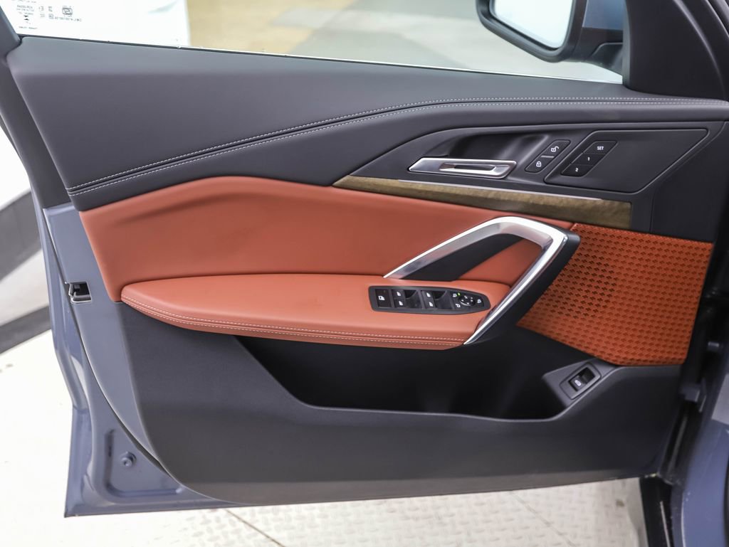 Used 2026 BMW X1 xDrive28i image 9