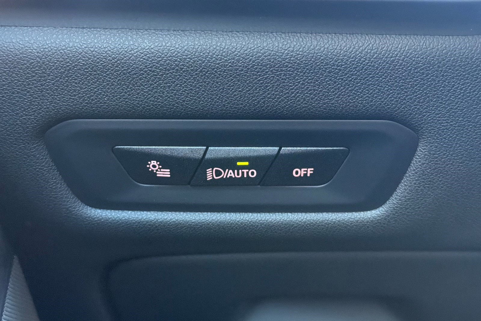 Certified 2024 BMW X5 xDrive40i w/ M Sport Package image 37