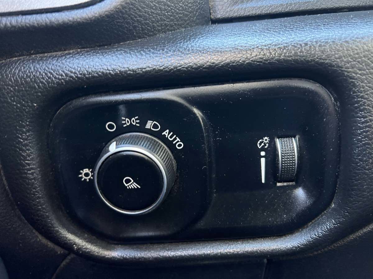 Used 2021 RAM 2500 Tradesman image 32