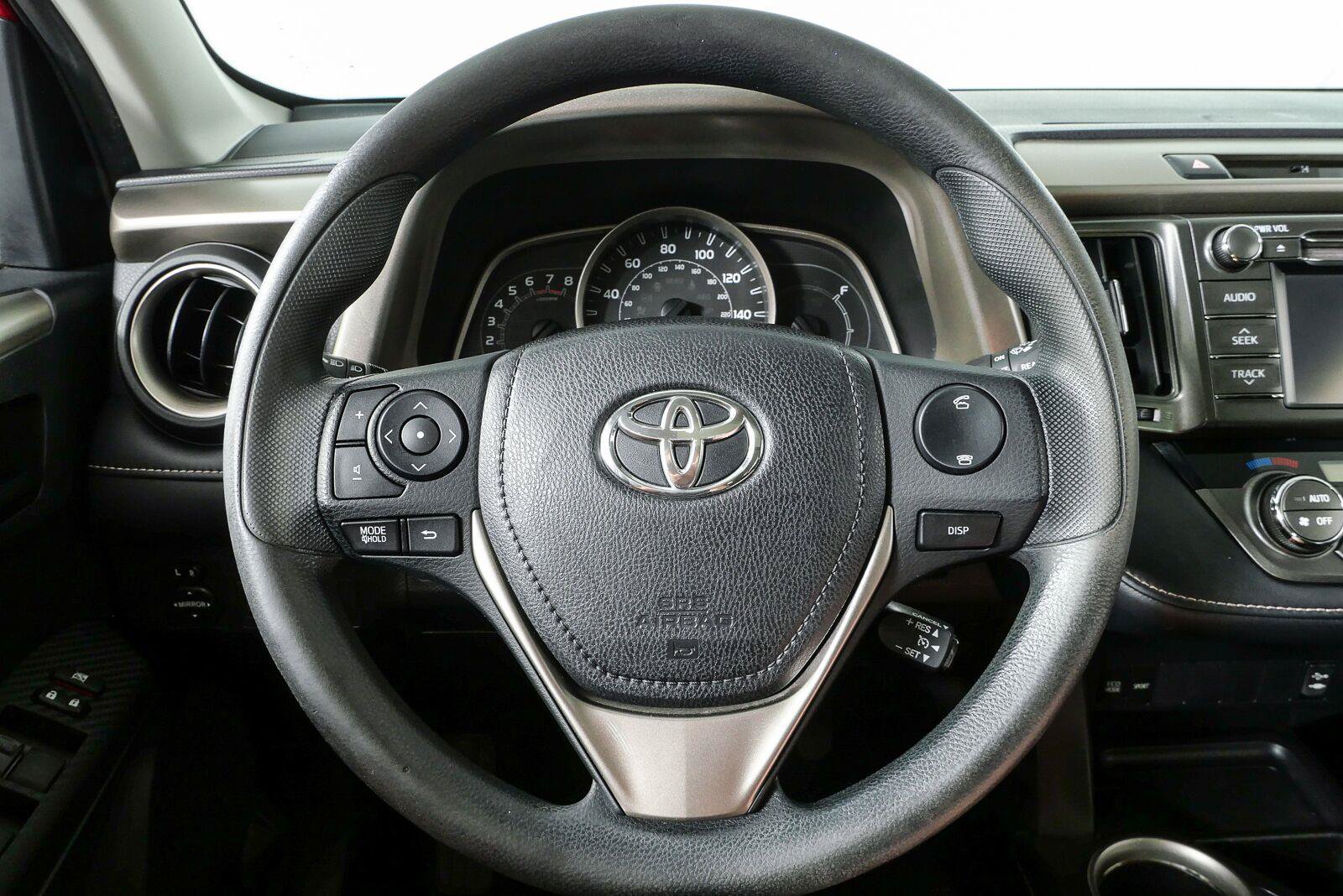 Used 2013 Toyota RAV4 XLE FWD image 9