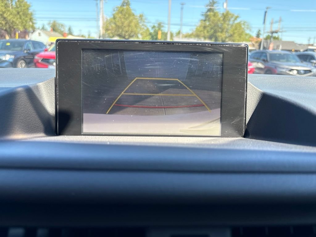 Used 2015 Lexus CT 200h w/ Navigation Package FWD image 20