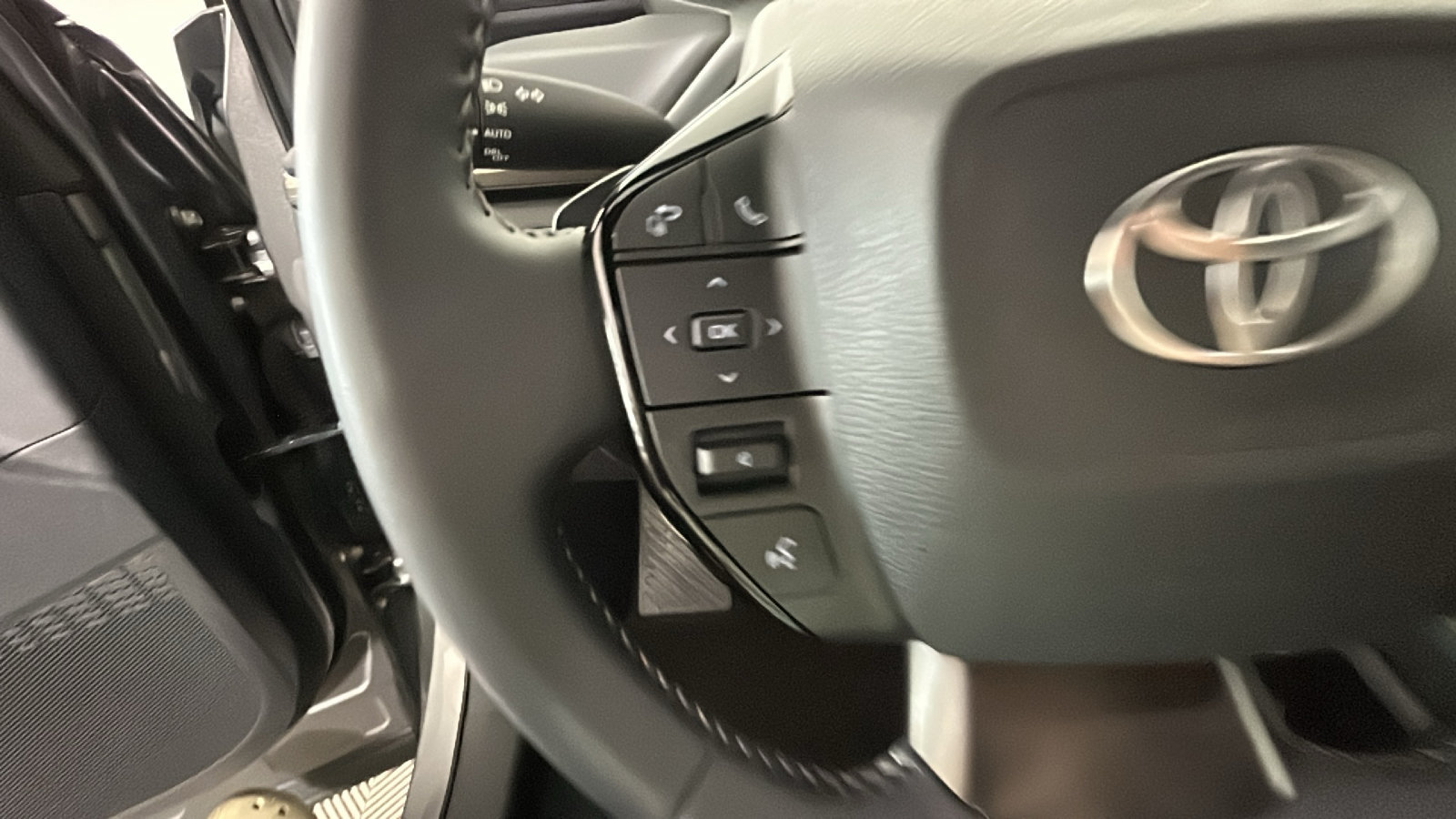 Used 2026 Toyota bZ FWD image 20