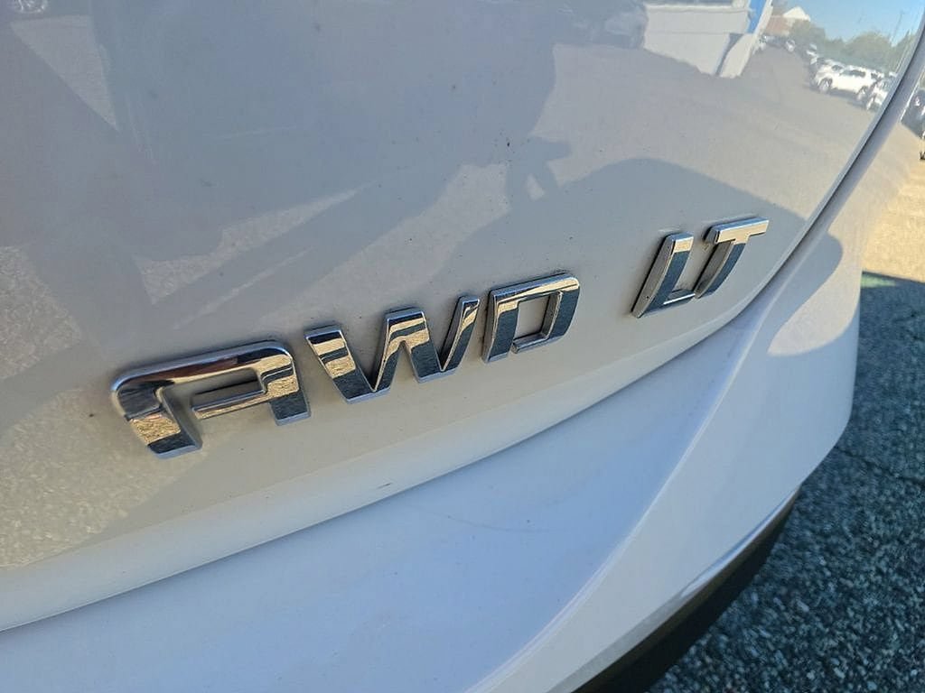 Used 2024 Chevrolet Equinox LT AWD/4WD image 31