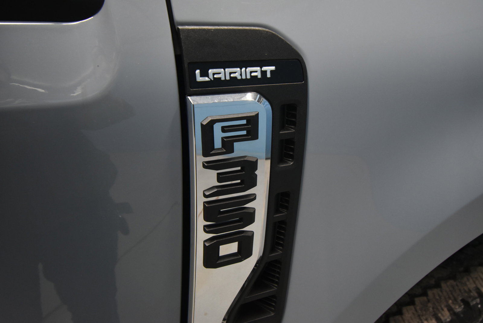 New 2025 Ford F350 Lariat w/ Lariat Ultimate Package image 32