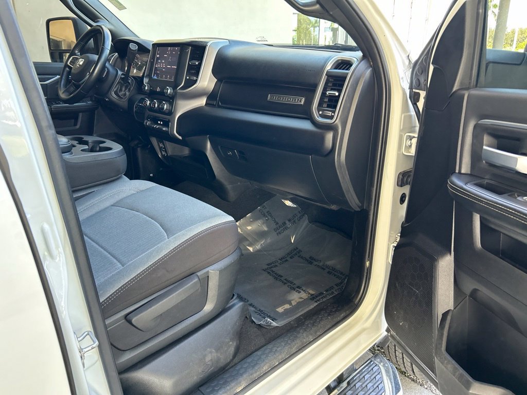 Used 2024 RAM 3500 Big Horn AWD/4WD image 30