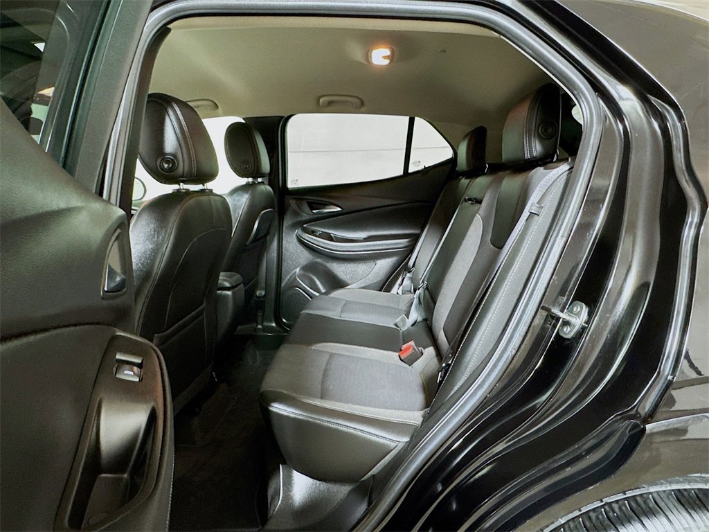 Used 2023 Buick Encore GX Select w/ Sport Touring Package image 21