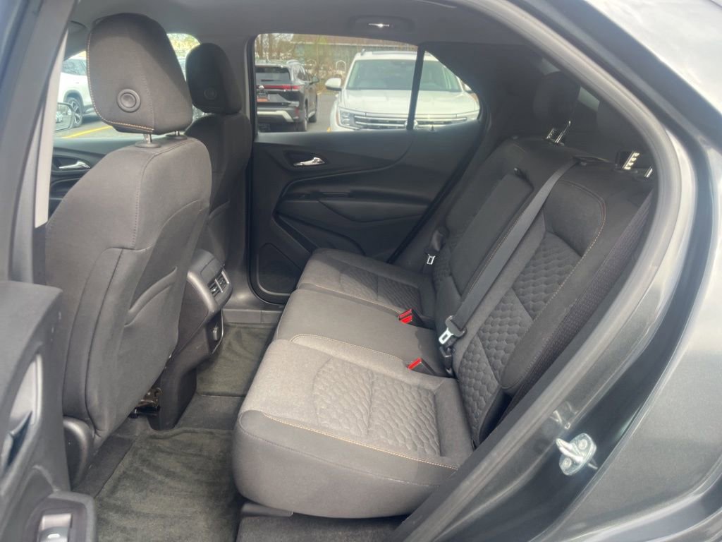 Used 2018 Chevrolet Equinox LT image 11