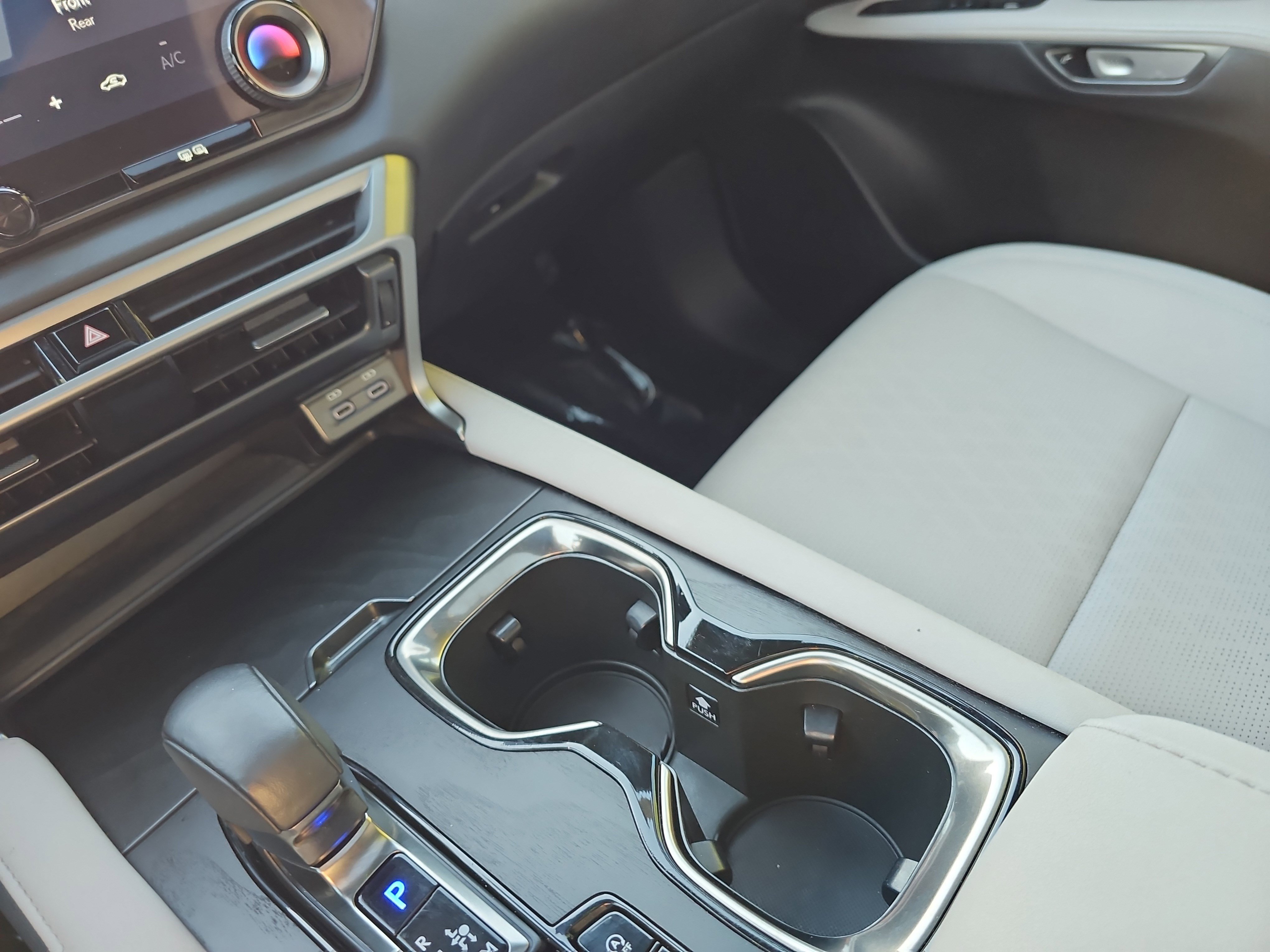 Used 2024 Lexus RX 350 Premium Plus w/ Convenience Package image 26