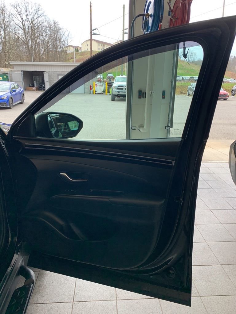 Certified 2024 Hyundai Santa Cruz Night image 21