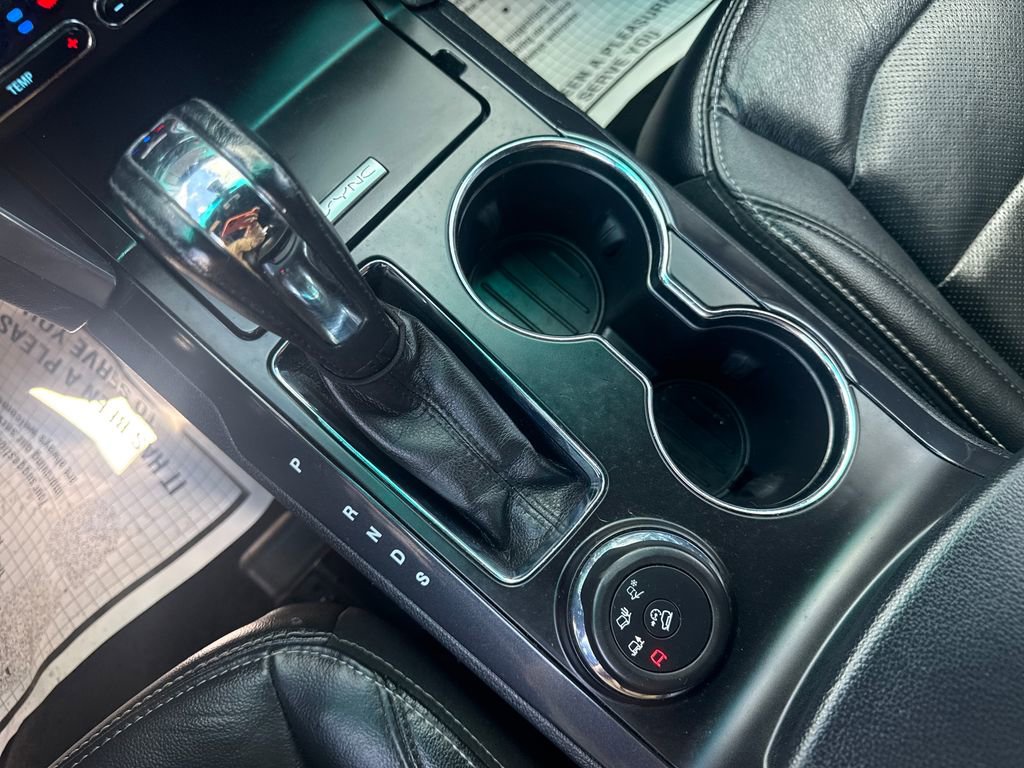 Used 2017 Ford Explorer Limited w/ Equipment Group 301A image 32