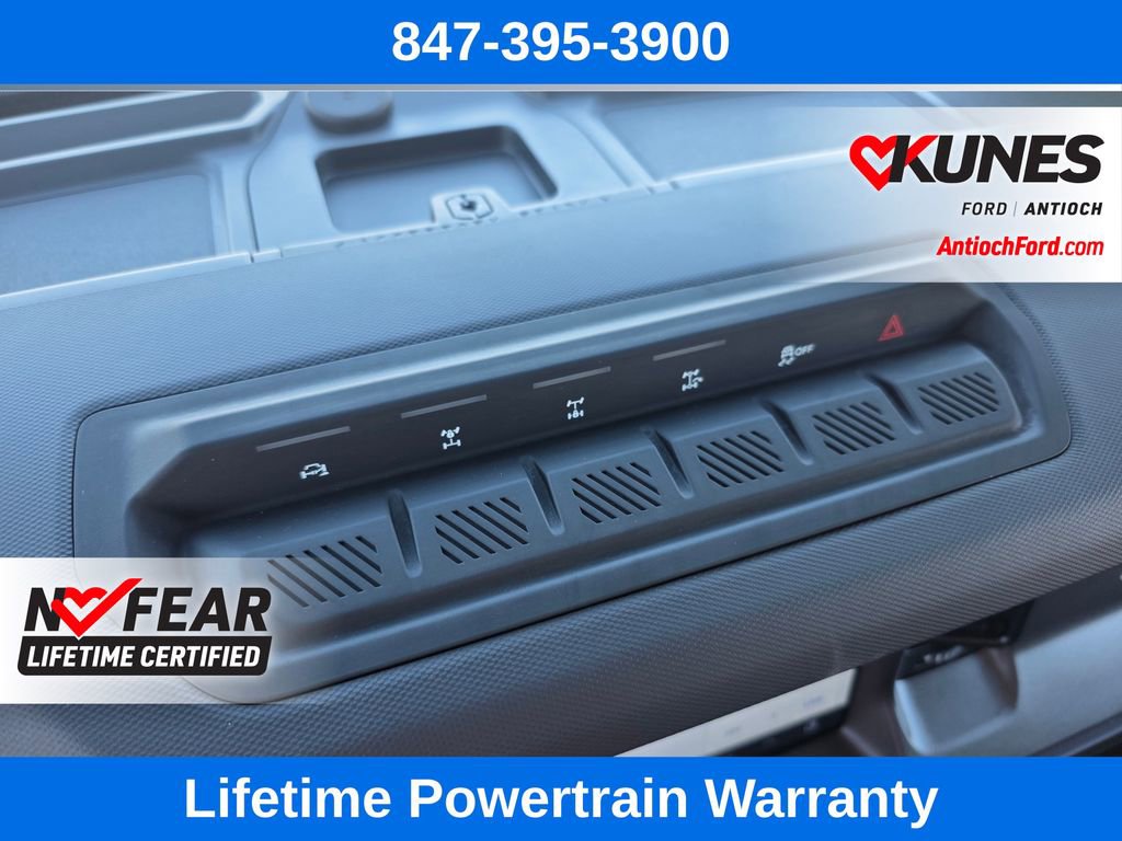 Used 2025 Ford Bronco Badlands image 57