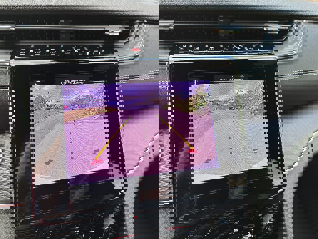 New 2025 Jeep Grand Cherokee Altitude RWD image 14