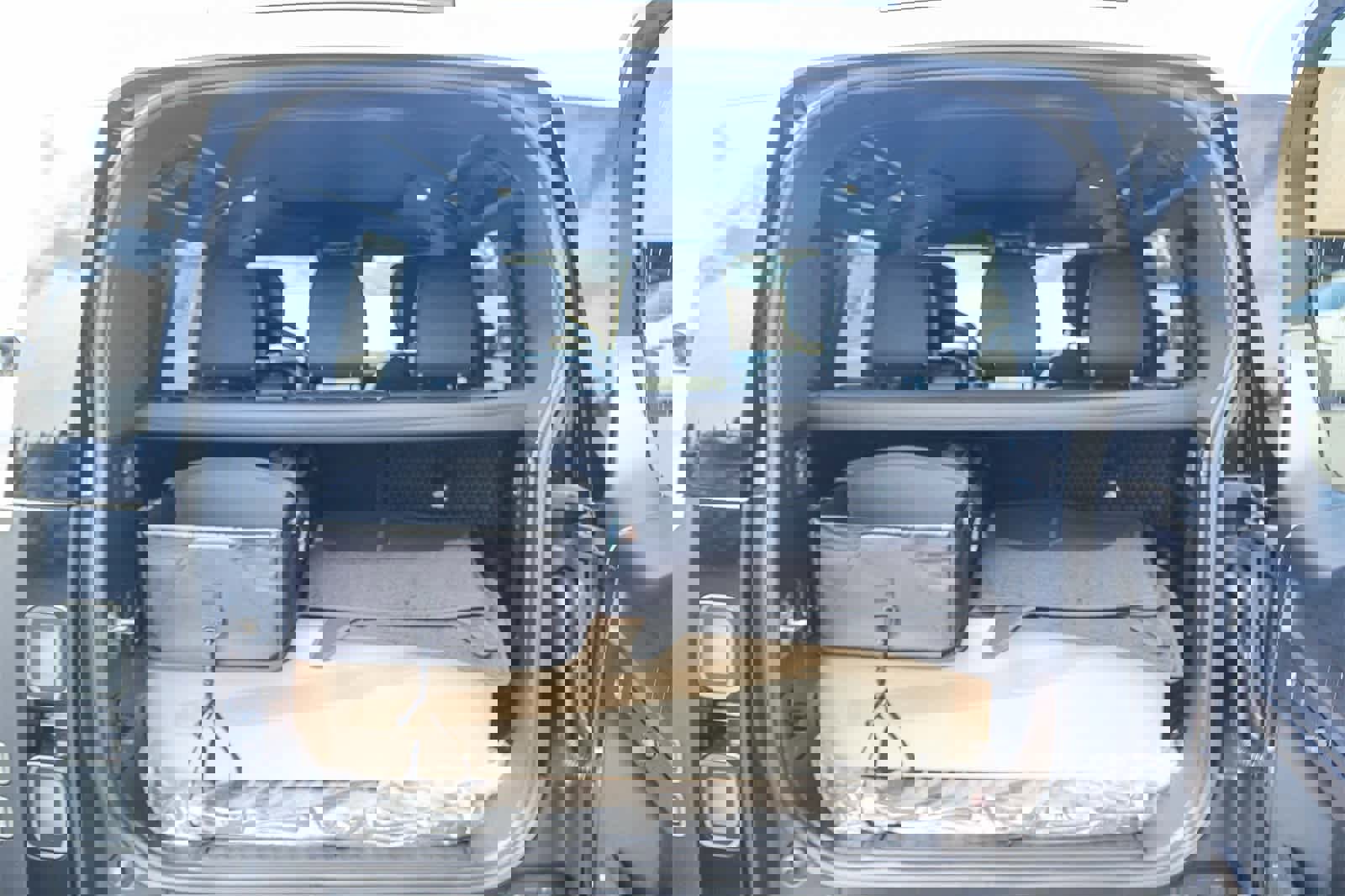 New 2026 Land Rover Defender 110 S image 22