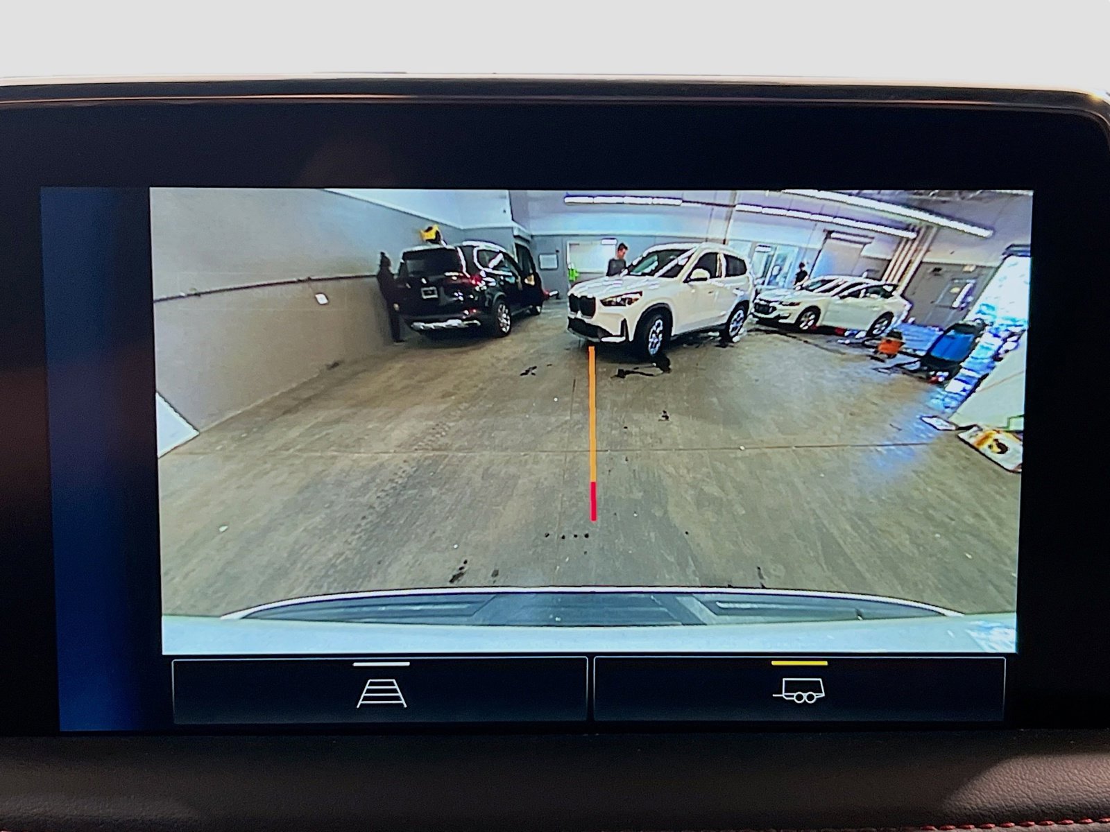 Used 2024 Chevrolet Suburban RST RWD image 9