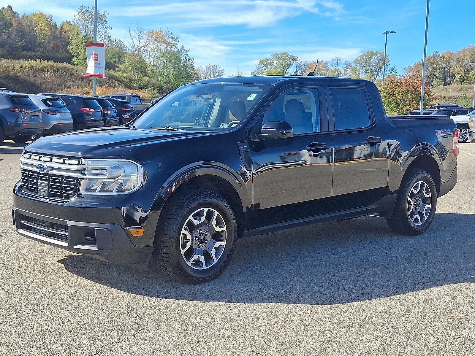 Used 2024 Ford Maverick Lariat w/ FX4 Off-Road Package image 3