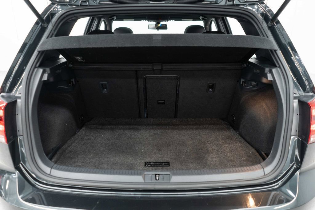 Used 2017 Volkswagen GTI Autobahn image 28