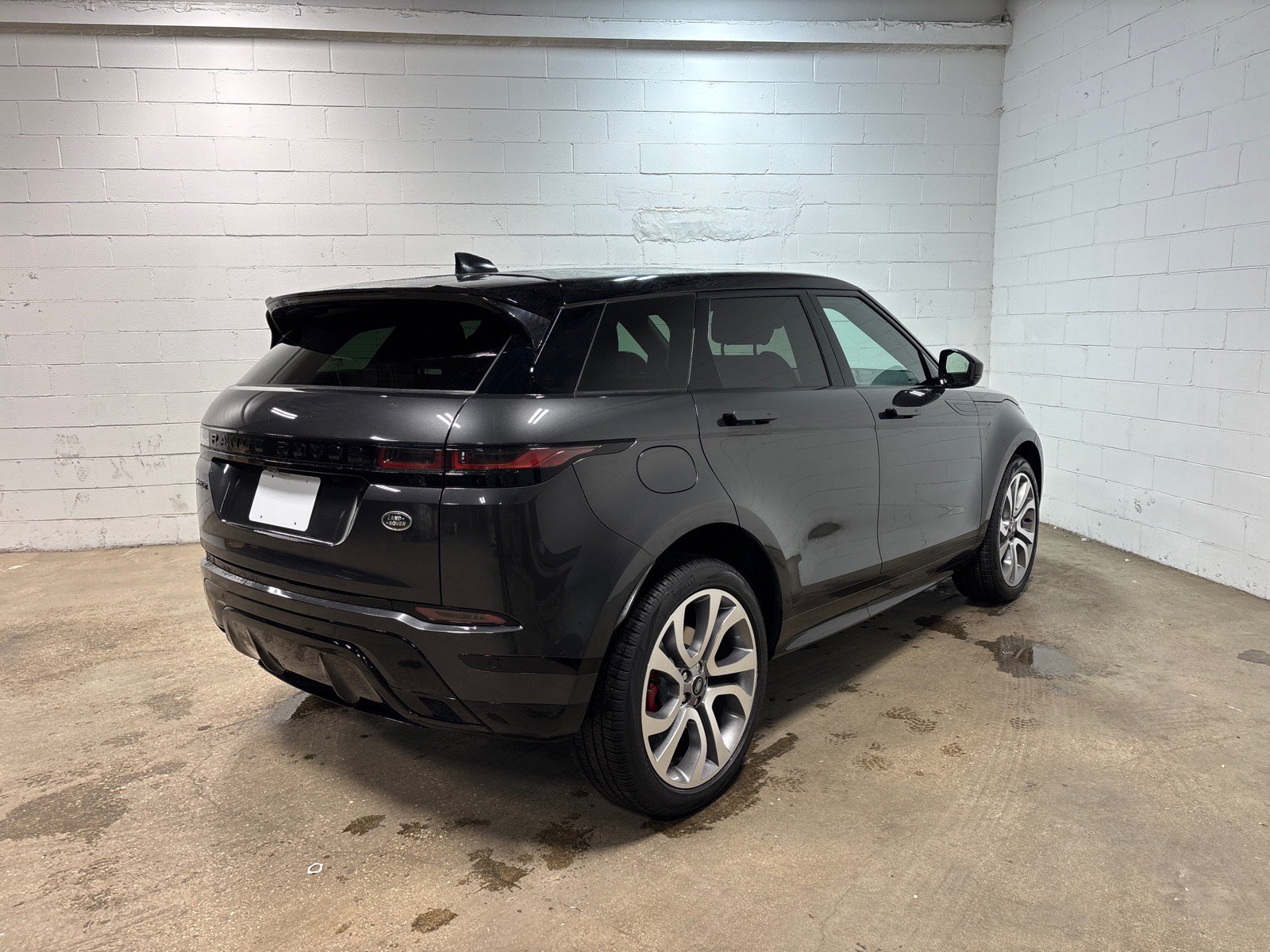 Used 2023 Land Rover Range Rover Evoque R-Dynamic S AWD/4WD image 6