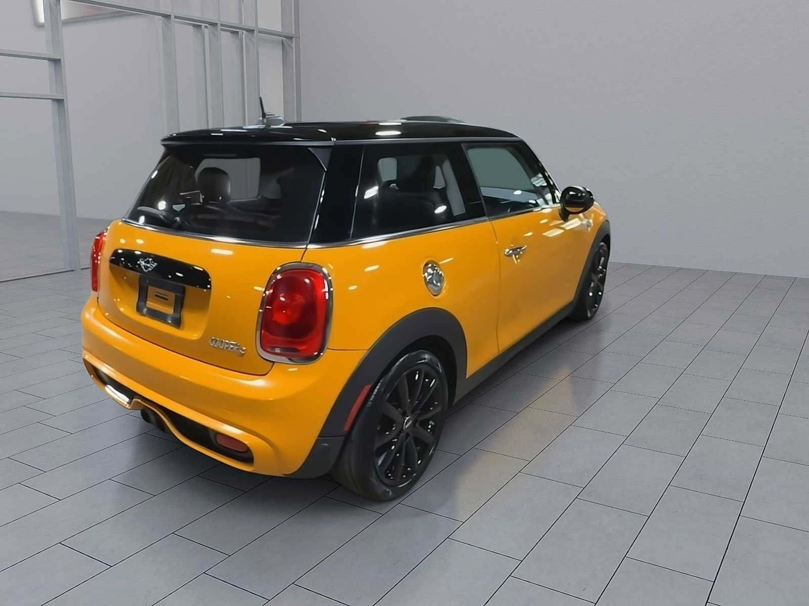 Used 2018 MINI Cooper S FWD image 9