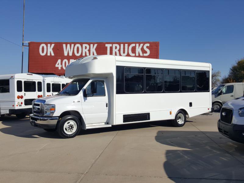 Used 2019 Ford E-450 and Econoline 450 Super Duty w/ Shuttle Bus Prep Package image 2
