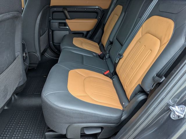 Used 2023 Land Rover Defender 110 X image 15