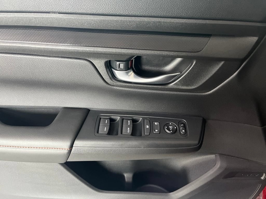 Used 2025 Honda CR-V Sport image 52