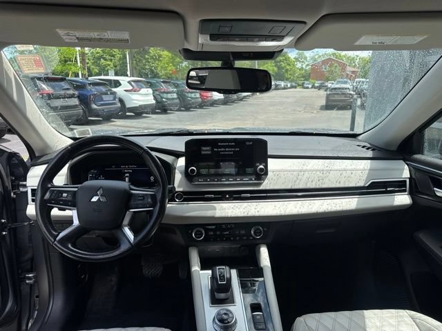 Used 2022 Mitsubishi Outlander SEL AWD/4WD image 18