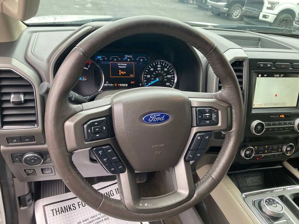 Used 2019 Ford Expedition XLT w/ Equipment Group 202A AWD/4WD image 18