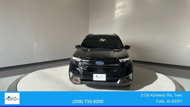 Used 2025 Subaru Forester Sport image 2