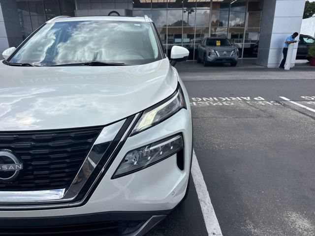 Used 2023 Nissan Rogue SL w/ SL Premium Package AWD/4WD image 10