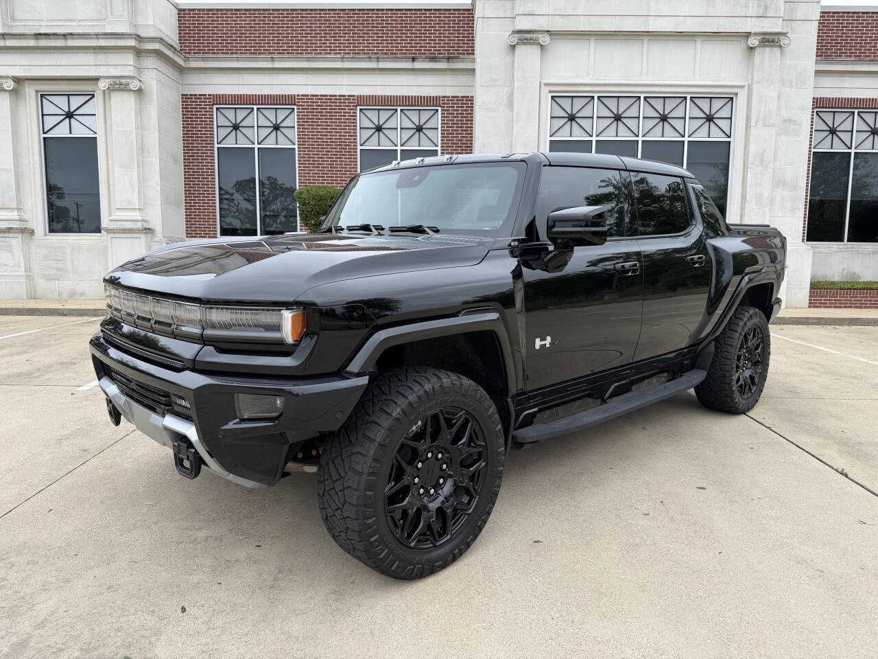 Used 2025 GMC Hummer EV 2X AWD/4WD image 14