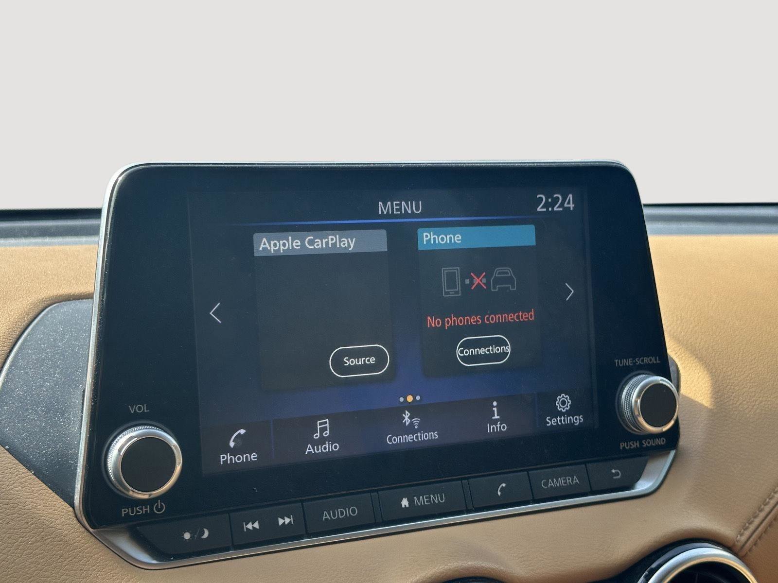 Used 2022 Nissan Sentra SV w/ SV Premium Package FWD image 12