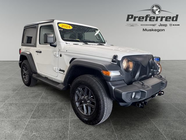 Used 2024 Jeep Wrangler Sport AWD/4WD image 1