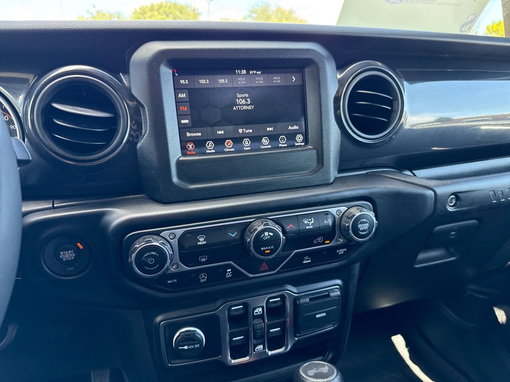 Used 2023 Jeep Wrangler Unlimited Sport AWD/4WD image 18