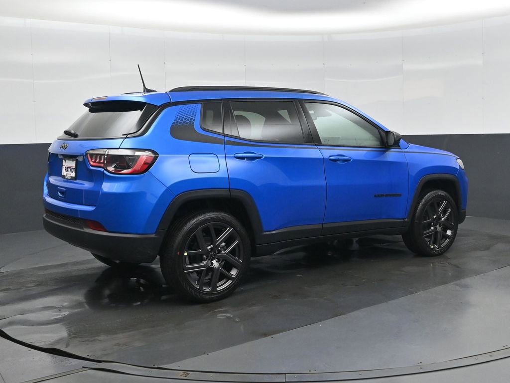 New 2026 Jeep Compass Latitude AWD/4WD image 3