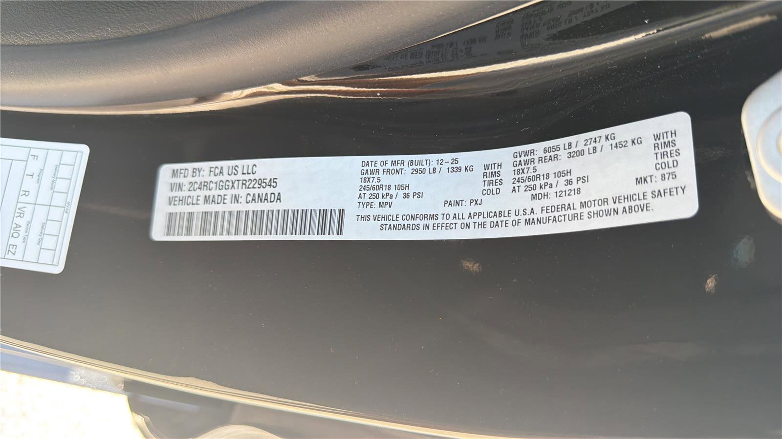 Used 2026 Chrysler Pacifica Limited FWD image 27